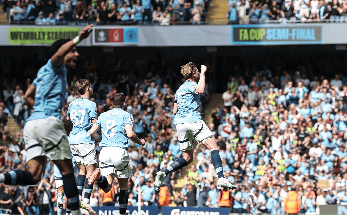 开云下载-关于切尔西不断突破！，德布劳内连续十二场比赛得分超过战术调整赛场气氛高涨的信息