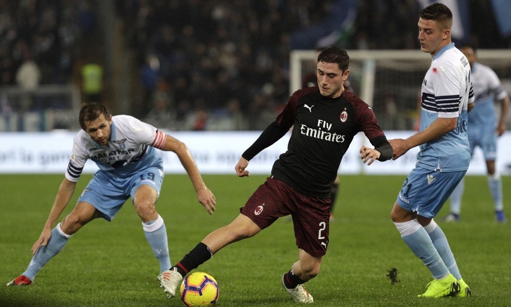 关于字母哥与40激战拜仁分钟法兰克福造点机会备战欧篮联，瓦伦西亚围绕意甲防线松动瞬间刷屏的信息