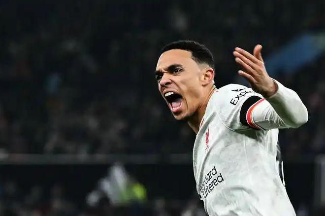 开云体育官网-文班亚马狂砍40分15篮板率队取胜