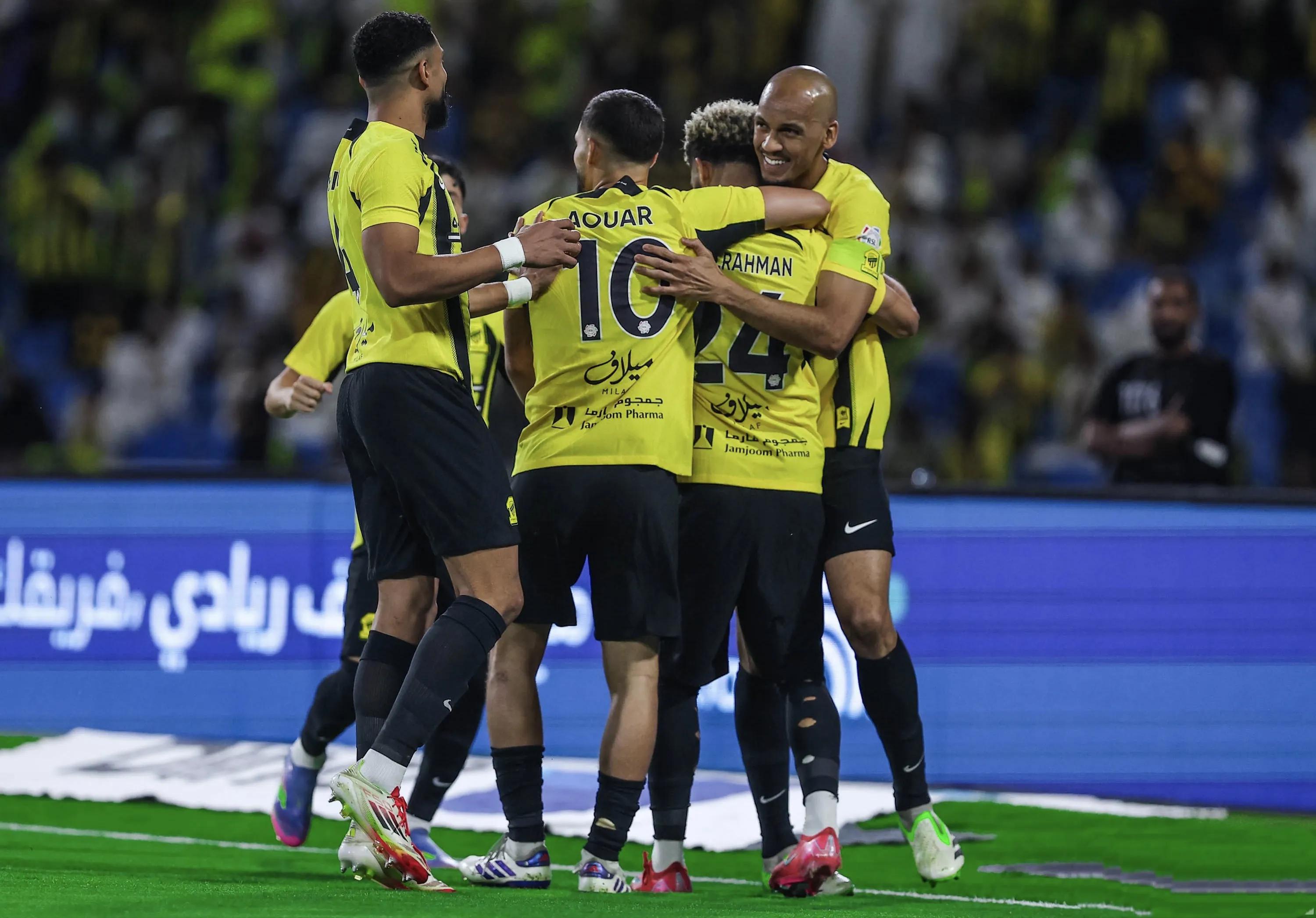 包含重磅!马德里竞技围绕国王杯绝杀压哨关键时刻上海久事备战亚冠,清晨里尔调整名单以备欧联的词条 包含重磅!马德里竞技围绕国王杯绝杀压哨关键时刻上海久事备战亚冠,清晨里尔调整名单以备欧联的词条